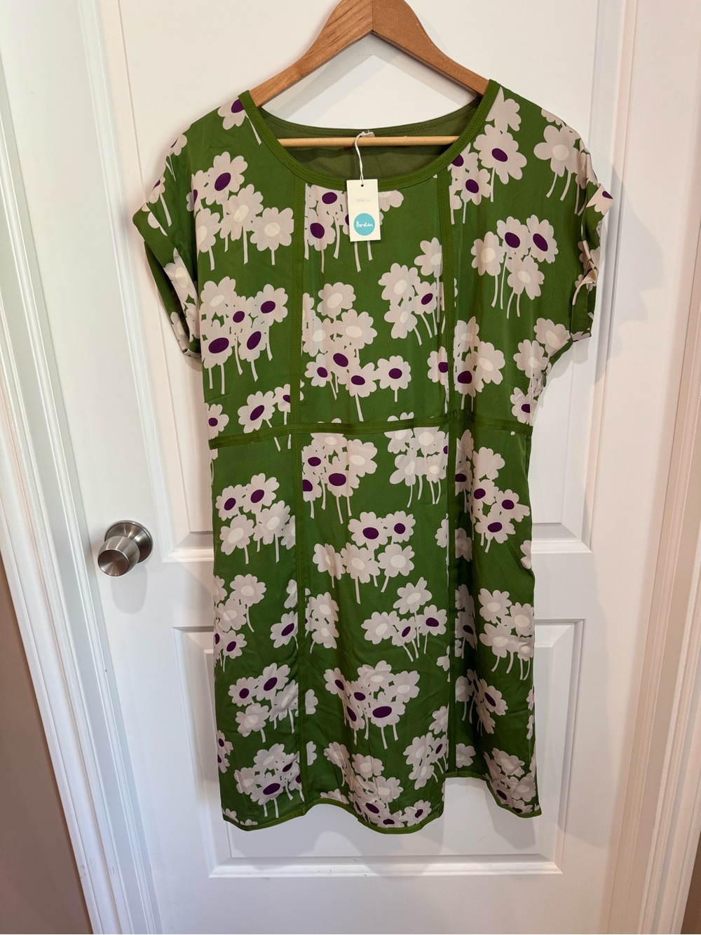 Boden Green Floral 100 percent silk Dress with White and Purple Flowers